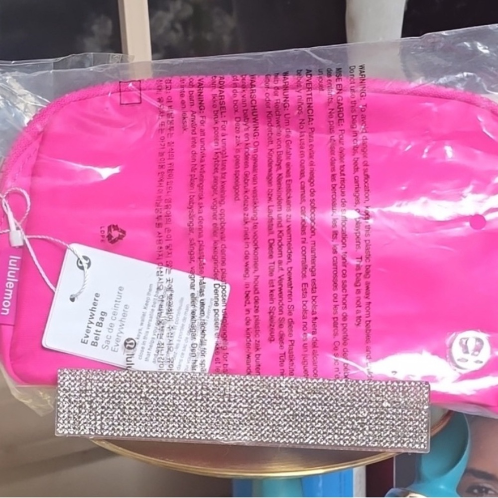 New in Package Lululemon Hot Pink Belt Bag